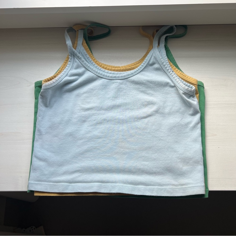 Arq - Crop Tank Bundle - Picture 6 of 6